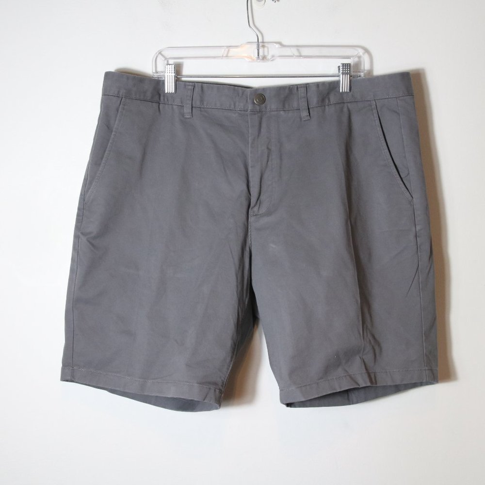 Bonobos Men's Shorts 9 Inch Inseam Gray Cotton Chino Size 40